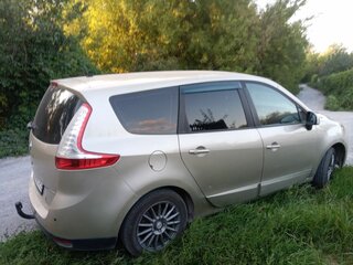 2011 Renault Scenic Grand III, бежевый, 600000 рублей, вид 5