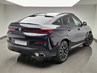 2025 BMW X6 40i III (G06) Рестайлинг, чёрный, 13900000 рублей, вид 3