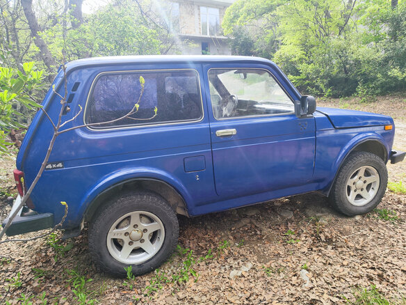2000 Lada (ВАЗ) 2121 (4x4) I Рестайлинг, голубой, 305000 рублей - вид 4