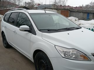 2010 Ford Focus II Рестайлинг, белый, 480000 рублей, вид 1
