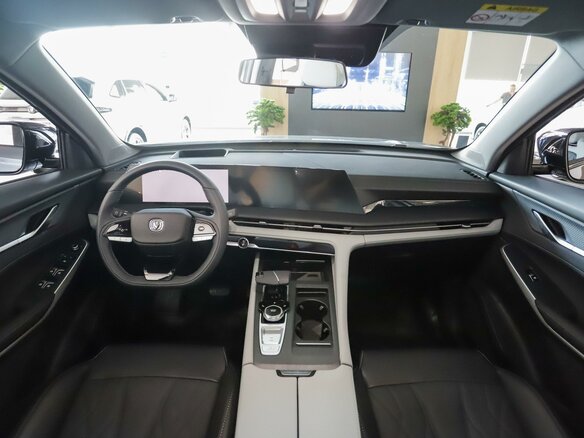 2025 Changan CS75 Plus III, серый, 4189900 рублей - вид 16