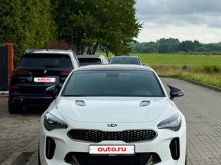 2019 Kia Stinger I, белый, 2890000 рублей, вид 1