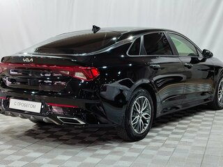 2021 Kia K5 III, чёрный, 2900000 рублей, вид 5