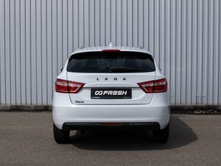 2018 Lada (ВАЗ) Vesta SW I, белый, 989000 рублей, вид 4