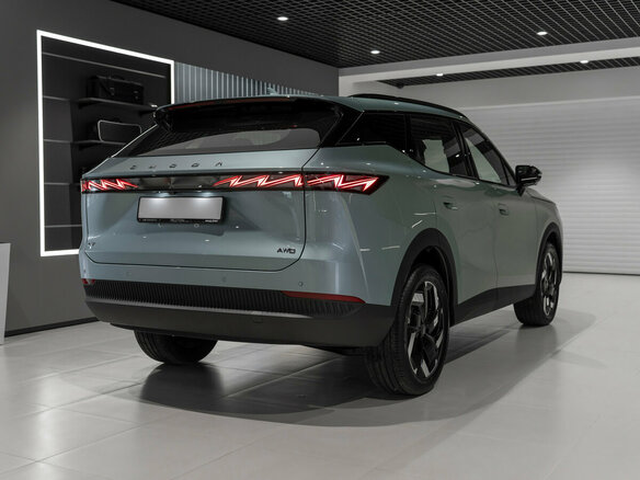 2026 Omoda C7, зелёный, 3499000 рублей - вид 4