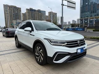 2023 Volkswagen Tiguan L II Рестайлинг (China Market), белый, 1807111 рублей, вид 1