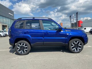 2026 Lada (ВАЗ) Niva Travel I Рестайлинг, синий, 1929000 рублей, вид 5