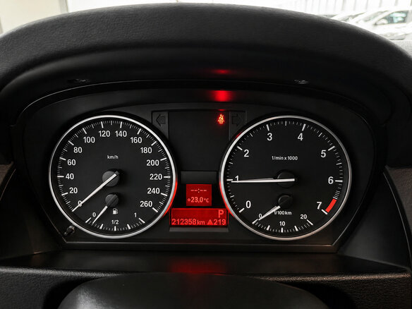2012 BMW X1 18i I (E84), белый - вид 14
