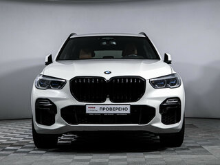 2021 BMW X5 40i IV (G05/G18), белый, 6700000 рублей, вид 2