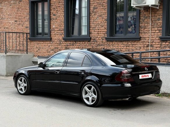 2006 Mercedes-Benz E-Класс 200 III (W211, S211) Рестайлинг, чёрный, 1100000 рублей - вид 6