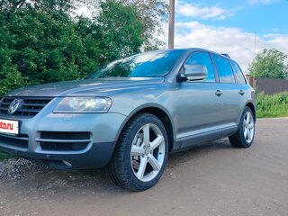 2006 Volkswagen Touareg I, серый, 1350000 рублей, вид 2