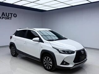 2022 Toyota Yaris L XP150 Рестайлинг, белый, 1210005 рублей, вид 3