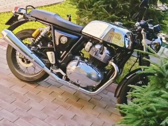 2024 Royal Enfield Continental GT, чёрный, 620000 рублей - вид 1