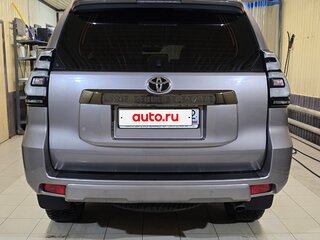 2020 Toyota Land Cruiser Prado 150 Series Рестайлинг 3, коричневый, 6490000 рублей, вид 3