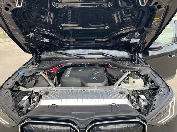 2024 BMW X3 20i xDrive IV (G45/G48), чёрный, 8700078 рублей - вид 37