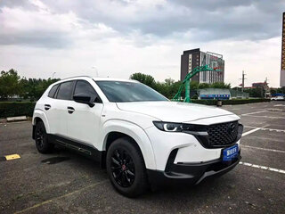 2023 Mazda CX-50, белый, 2850000 рублей, вид 3