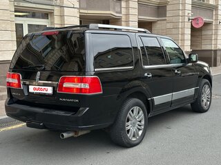 2006 Lincoln Navigator III, чёрный, 1300000 рублей, вид 4