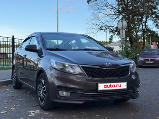 2015 Kia Rio III Рестайлинг, коричневый, 760000 рублей, вид 1