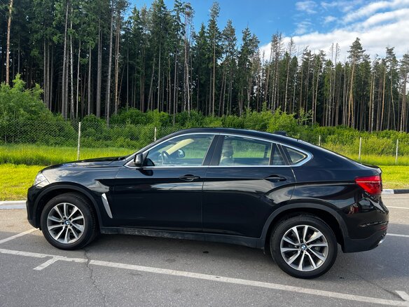 2018 BMW X6 30d II (F16), чёрный, 3050000 рублей - вид 3
