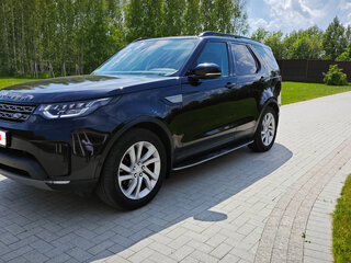 2019 Land Rover Discovery V, чёрный, 3990000 рублей, вид 4