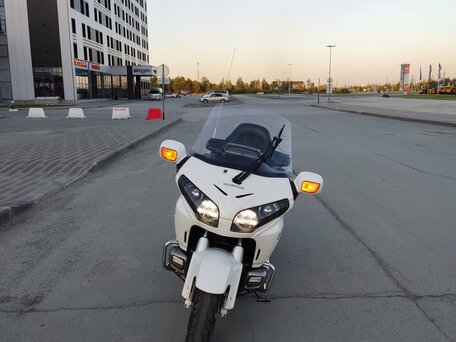 2012 Honda GL 1800 Gold Wing, белый, 1850000 рублей, вид 1