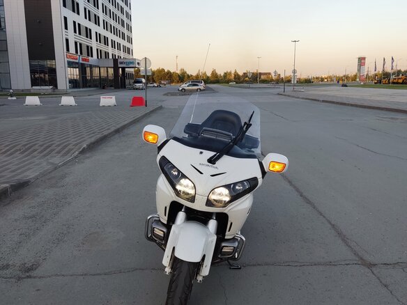 2012 Honda GL 1800 Gold Wing, белый, 1850000 рублей