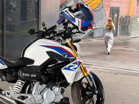 2019 BMW G 310 R, белый, 395000 рублей, вид 2