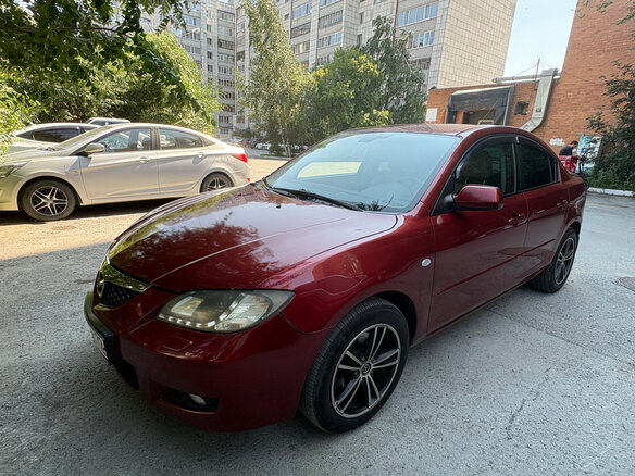 2008 Mazda 3 4-speed I (BK) Рестайлинг, красный, 651000 рублей - вид 2