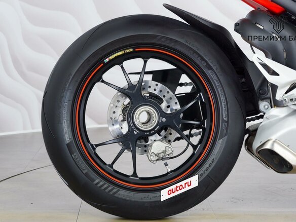 2018 Ducati Panigale V4, красный, 1727000 рублей - вид 8