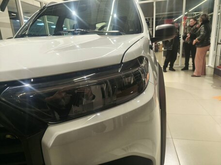 2026 Lada (ВАЗ) Niva Travel I Рестайлинг, белый, 1603000 рублей, вид 2