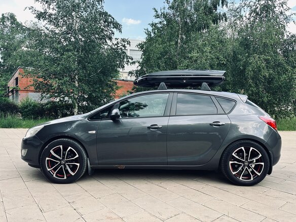 2011 Opel Astra J, серый, 650000 рублей - вид 3