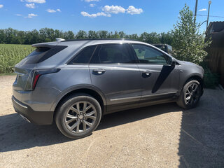 2020 Cadillac XT5 I Рестайлинг, серый, 4350000 рублей, вид 2