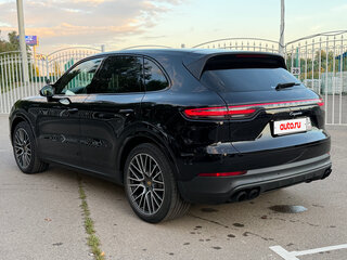 2021 Porsche Cayenne III, чёрный, 7500000 рублей, вид 4
