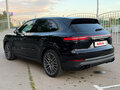 2021 Porsche Cayenne III, чёрный, 7500000 рублей - вид 3