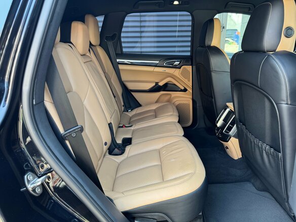 2015 Porsche Cayenne S II Рестайлинг (958), чёрный, 3790000 рублей - вид 28