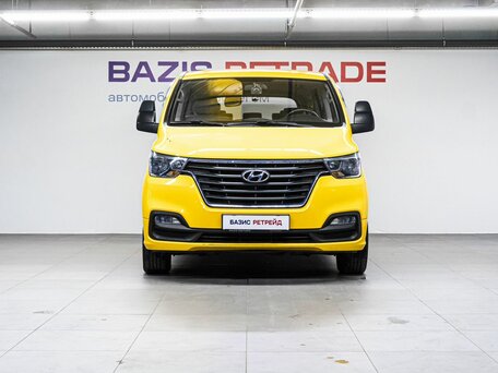 2020 Hyundai Grand Starex I Рестайлинг 2, жёлтый, 2629000 рублей, вид 2