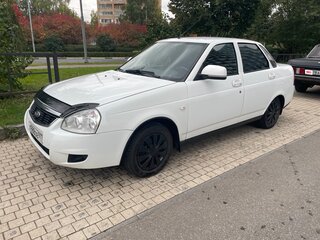 2018 Lada (ВАЗ) Priora I Рестайлинг, белый, 600000 рублей, вид 1