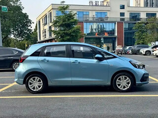 2022 Honda Fit Crosstar IV, голубой, 1321290 рублей, вид 4
