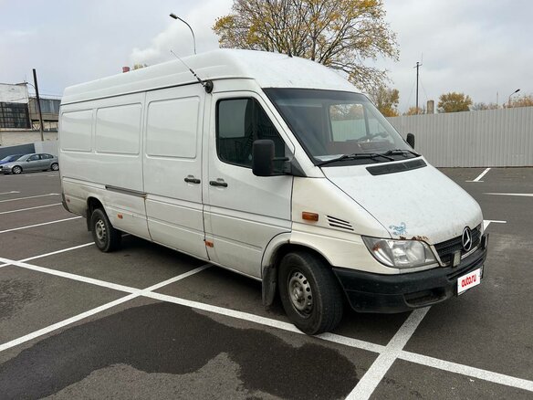 2013 Mercedes-Benz Sprinter Classic, белый, 1050000 рублей - вид 1