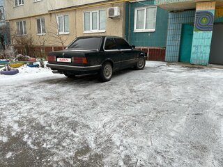 1984 BMW 3 серии 318i II (E30), синий, 600000 рублей, вид 3