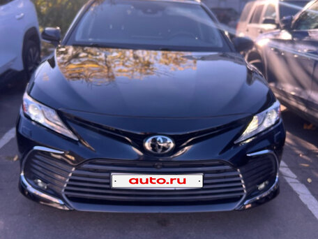 2021 Toyota Camry US Market VIII (XV70) Рестайлинг, чёрный, 2500000 рублей, вид 4