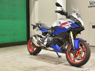 2024 BMW F 900 XR, белый, 1249000 рублей, вид 3