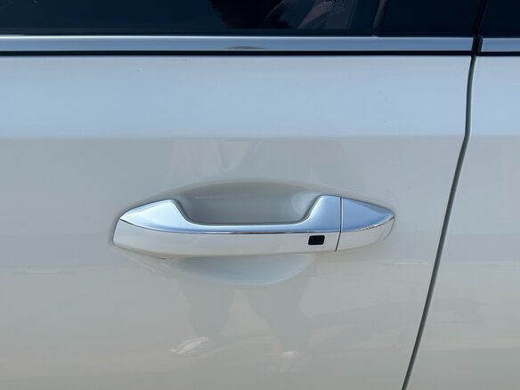 2022 Kia K3 II (China Market) Рестайлинг, белый, 2033000 рублей - вид 14