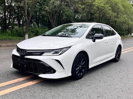 2023 Toyota Corolla XII (E210), белый, 1600000 рублей, вид 1