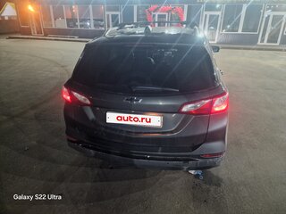 2020 Chevrolet Equinox III, серый, 2000000 рублей, вид 4