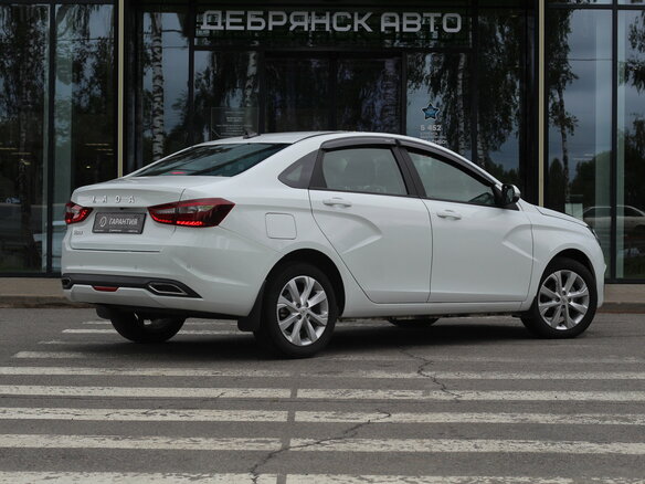 2024 Lada (ВАЗ) Vesta I Рестайлинг (NG), белый - вид 2