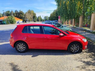 2014 Volkswagen Golf VII, красный, 1150000 рублей, вид 4