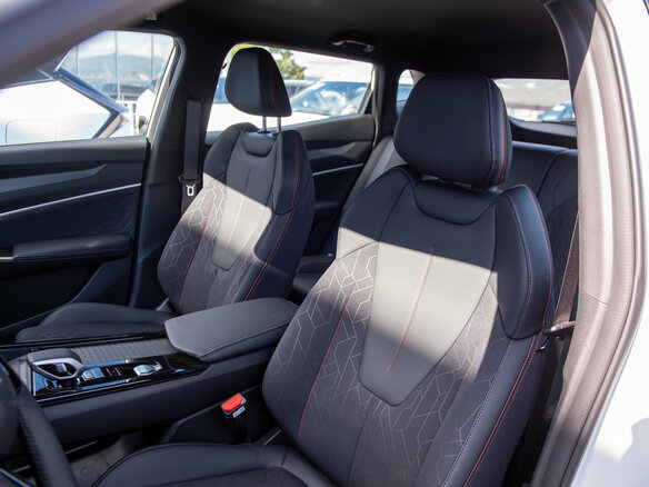 2025 Geely Cityray, белый, 3219990 рублей - вид 7