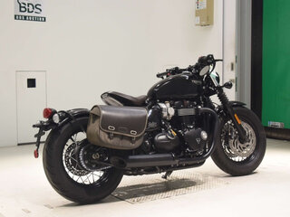 2020 Triumph Bonneville Bobber, чёрный, 1150000 рублей, вид 5