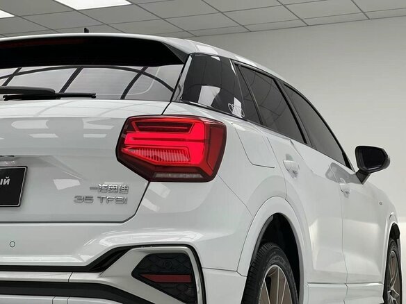 2021 Audi Q2 L I, белый, 1875000 рублей - вид 5
